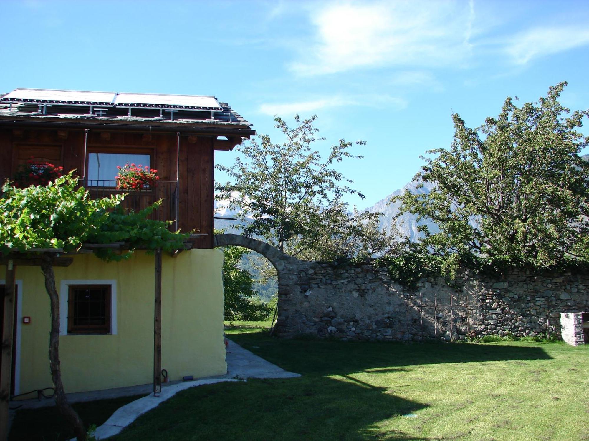 Affittacamere Grand Saint Bernard Bed & Breakfast Gignod