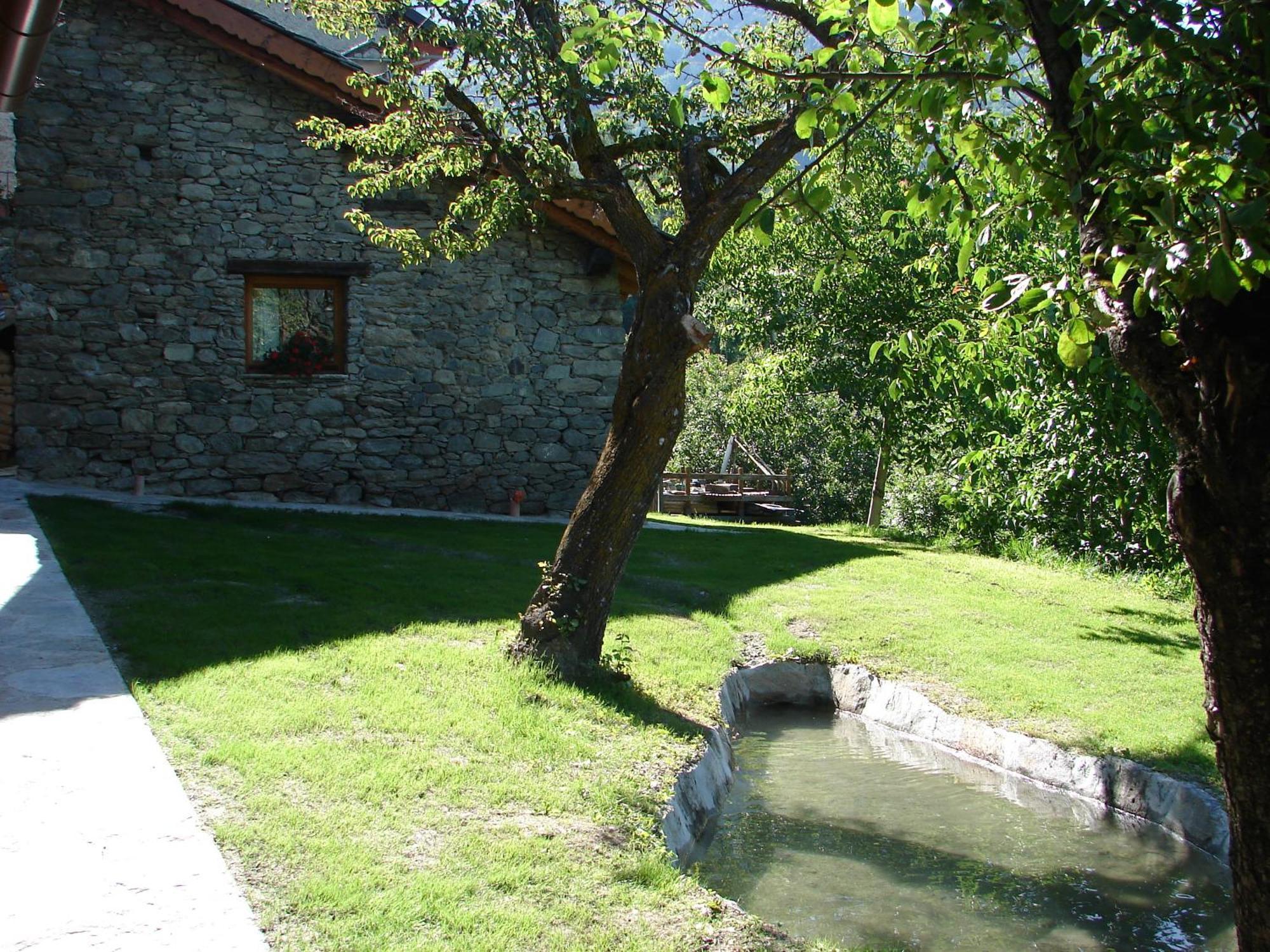 Affittacamere Grand Saint Bernard Bed & Breakfast Gignod